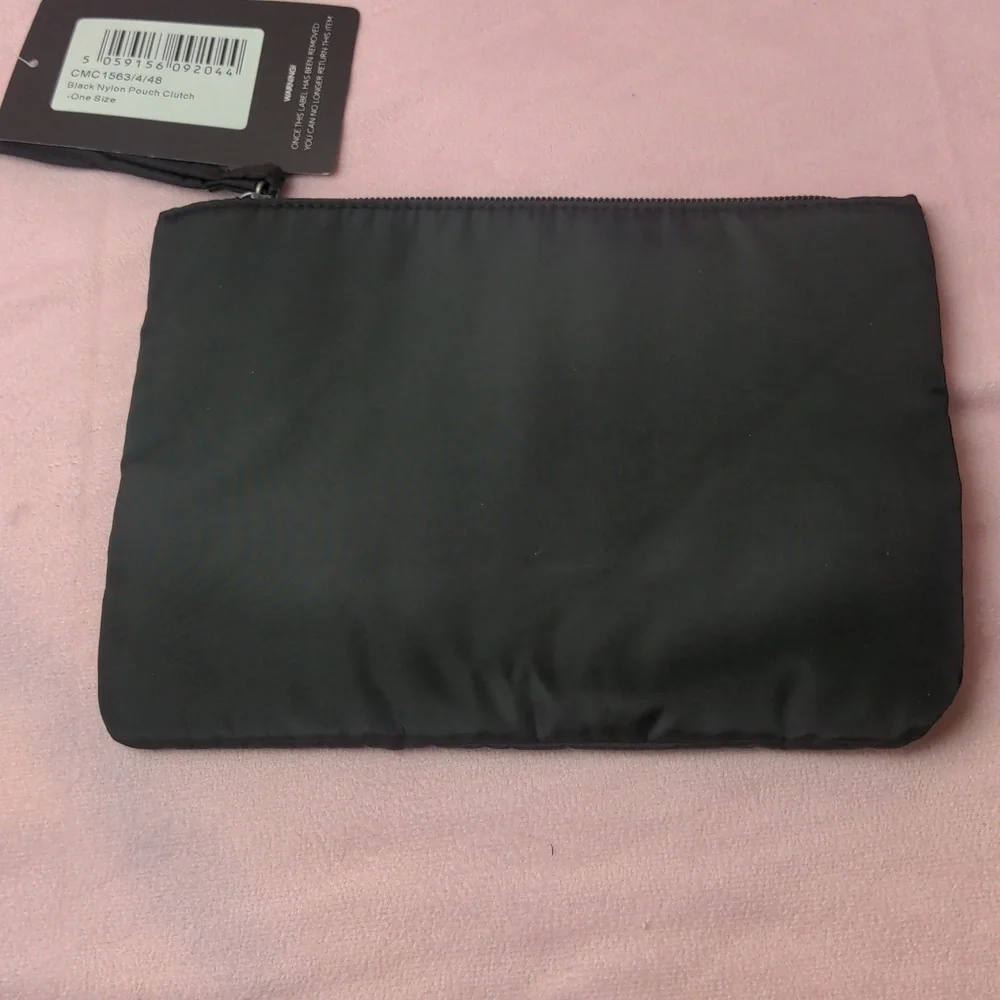 PrettyLittleThing nylon zip